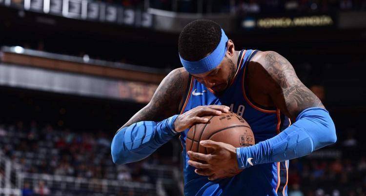 MK体育-NBA选手安东尼在场上失误连连