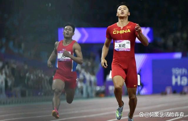 短跑奇迹复现，绝杀对手去九五
