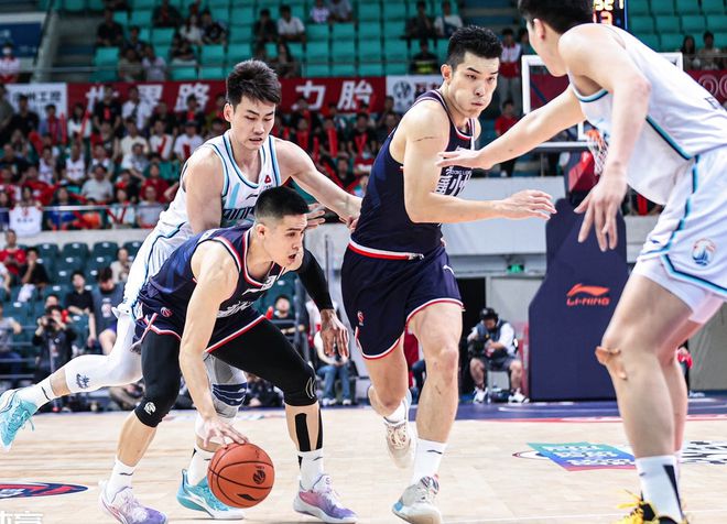 MK体育-上海痛失节奏，惨遭新疆客场逆袭取胜